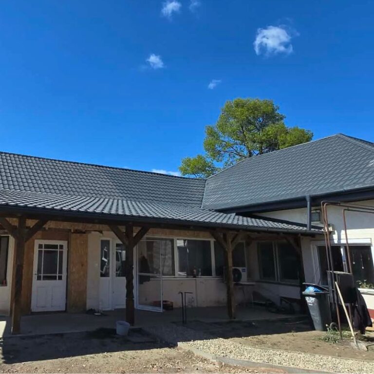 Tetőfelújítás garanciával és fa pergola kivitelezés Budapest | DM Centrum Tetőépítő Kft.